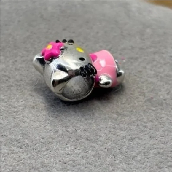 Pink Sanrio Hello Kitty Kawaii .925 silver charm - Picture 2 of 4